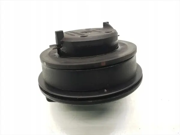 Tapón de llenado aceite Audi A3 OEM 06C103485M image 10