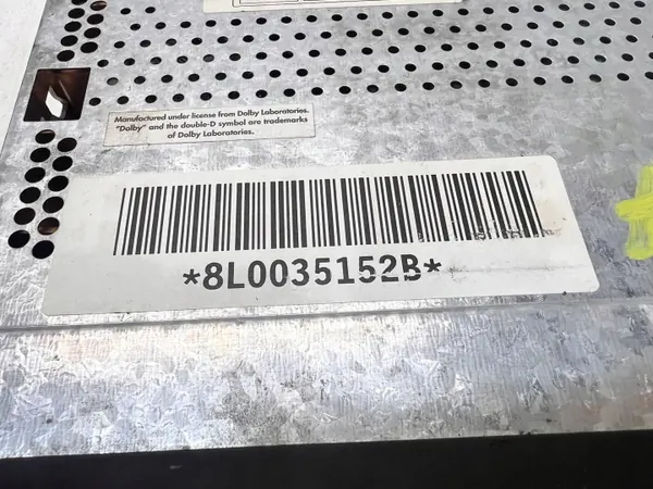 Audi A3 8L Radio OEM 8L0035152B - Begagnad image 7