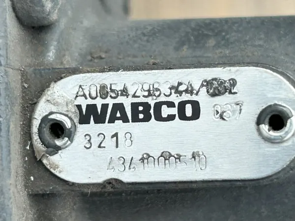 Mercedes-Benz A0054322101 Lufttank, Pneumatiksystem image 5