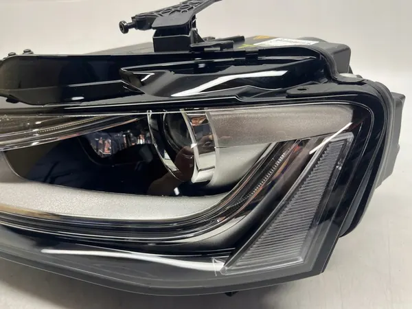 AUDI A4 S4 RS4 Reflector Izquierdo Xenón 8K0941031C 8K0941753C image 5