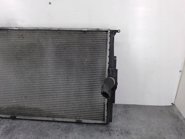 Radiador de agua BMW E87 1.6 16V image 3