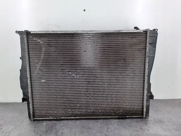 Radiador de agua BMW E87 1.6 16V image 6