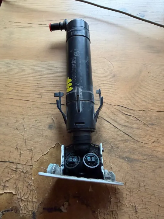 OEM 070203 Rechter Scheinwerferreiniger für VW Passat B7 image 2