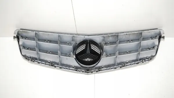 Puskurin ritilä OEM 375485025 Mercedes W204 2007-2011 image 8