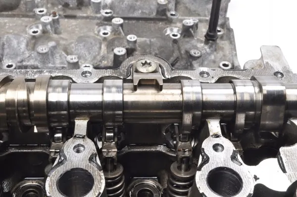 Culasse Moteur OEM R270016 pour Mercedes-Benz image 7
