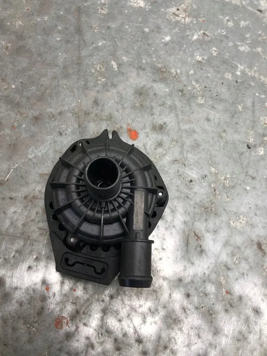 Extra vattenpump Volkswagen ID.3 1EA965567D image 2