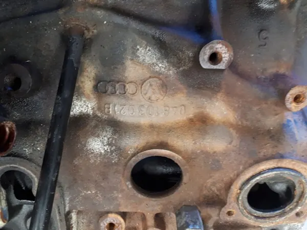 Motorblock Audi A6 C4 2.0 image 4