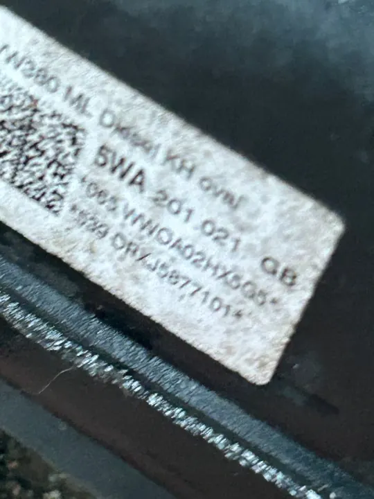 Réservoir de carburant VW GOLF VIII VARIANT 2.0L Diesel OEM 5WA201021GB image 3