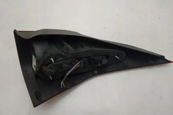 Lámpara trasera izquierda RENAULT MEGANE II 8200142684 image 2