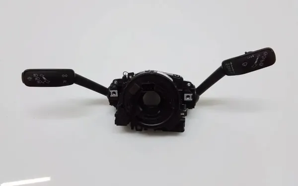 Styrpositionssensor OEM 5Q1953507GB VW Golf VIII image 8