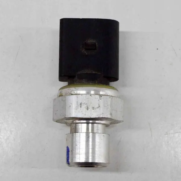 Sensor pressão ar condicionado Skoda OE 820P6801 image 2