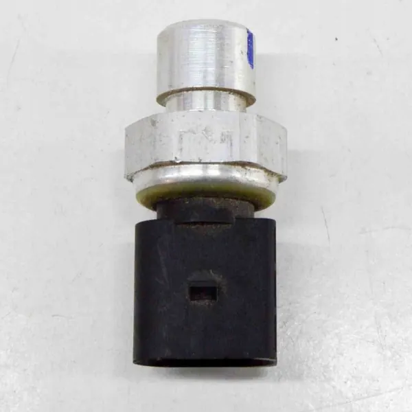 Sensor pressão ar condicionado Skoda OE 820P6801 image 3