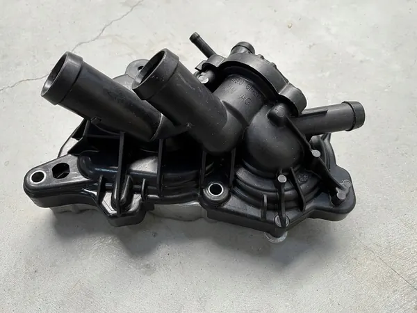 VW Audi Skoda Vattenpump 04E121600BE 04E121600AR image 2