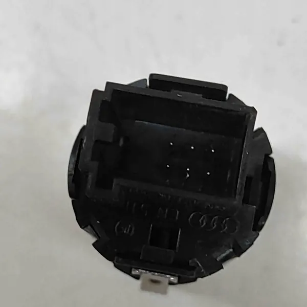 Start/Stop-nappi AUDI A4 (B9) 8W1905217F image 6