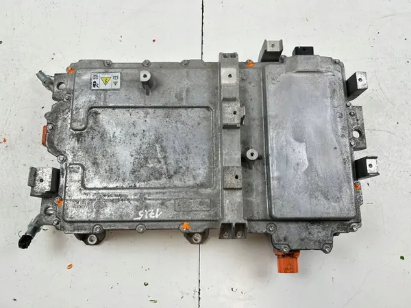 Regulador de voltagem Ford Mustang Mach-E OEM LJ98-10C785-BG image 2