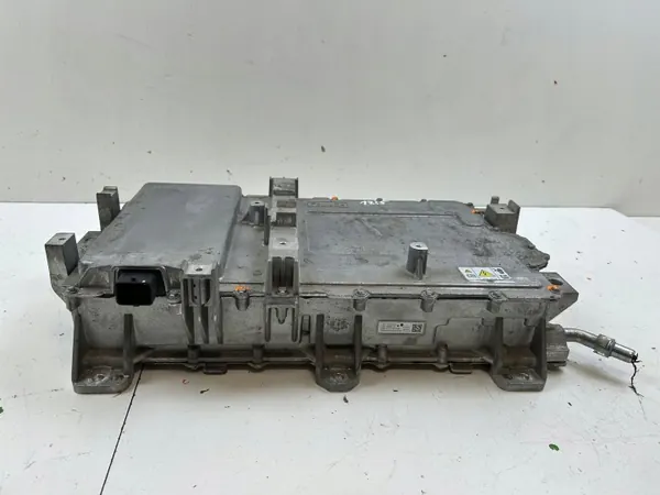 Regulador de voltagem Ford Mustang Mach-E OEM LJ98-10C785-BG image 4