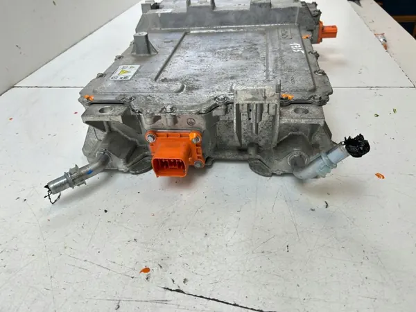 Regulador de voltagem Ford Mustang Mach-E OEM LJ98-10C785-BG image 6