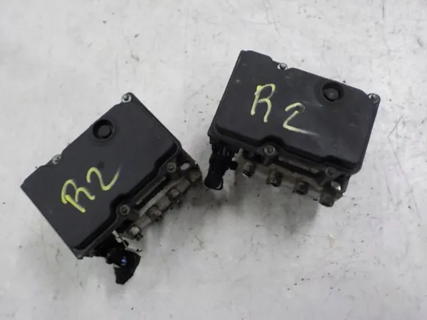 Opel ABS-pomp OEM 13236012 voor Corsa D image 2