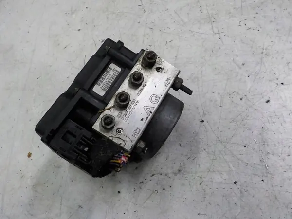 Opel ABS-pomp OEM 13236012 voor Corsa D image 4