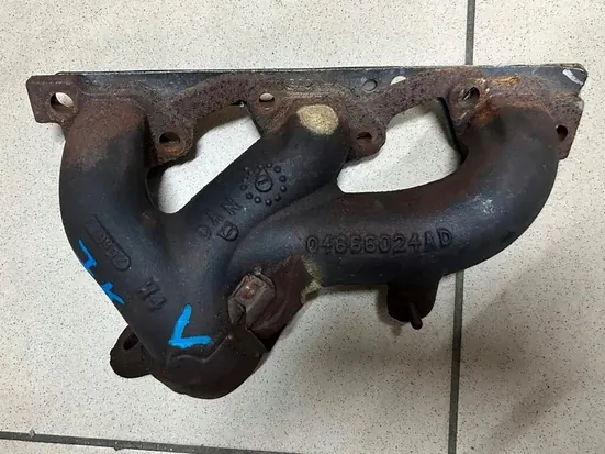 Linker Auspuffkrümmer OEM 4666024AD Jeep Wrangler image 2