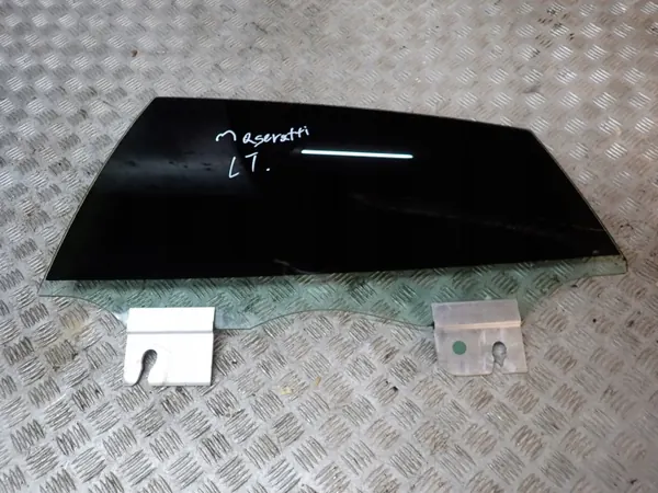 Vasen Takaoven Lasioem gasgasdcsabdsaasdc Maserati image 2