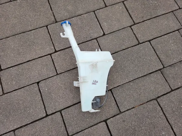 Depósito lavaparabrisas OEM 98610-1J200 para Hyundai i20 2008-2014 image 4