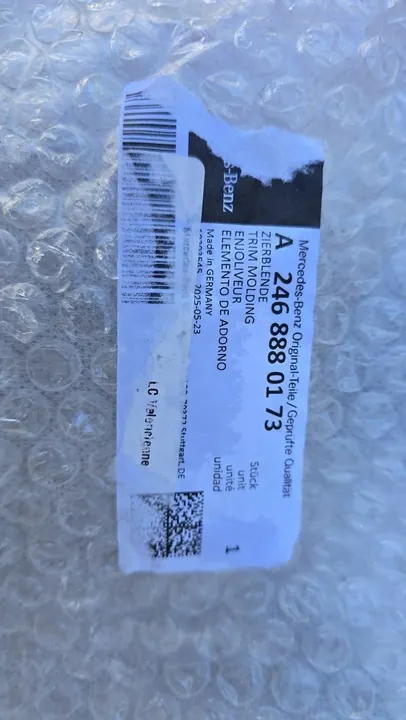 Mercedes B W246 Front Grill Air Intake A2468880173 image 4