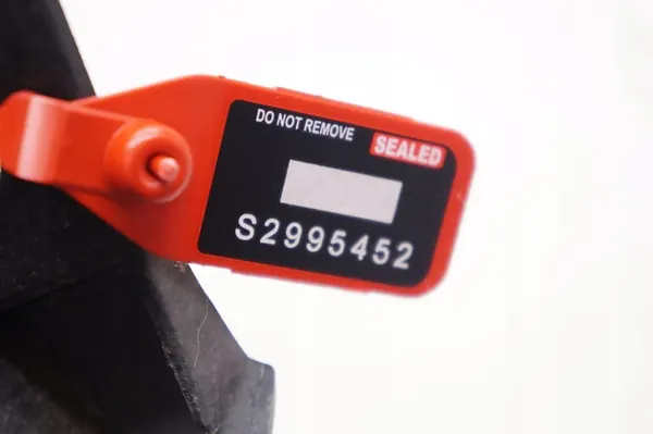 VOLVO S60 III Suporte de para-choque traseiro direito 31455675 image 5