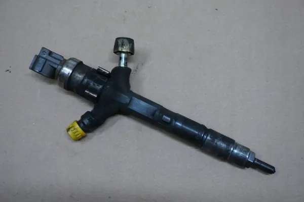 Einspritzdüse RAV4 II WTRYSK 2,0 D4D - Gebrauchtes OEM-Teil image 2