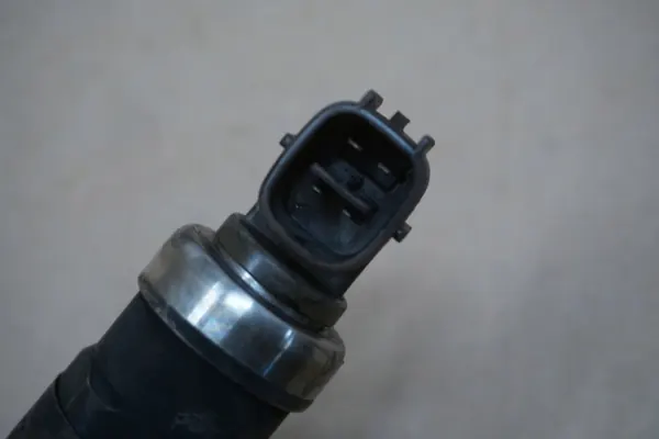 Einspritzdüse RAV4 II WTRYSK 2,0 D4D - Gebrauchtes OEM-Teil image 4