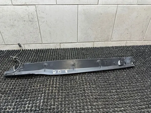 Capteur d'ouverture de hayon Côté droit Dodge Durango III 04816648AC image 2