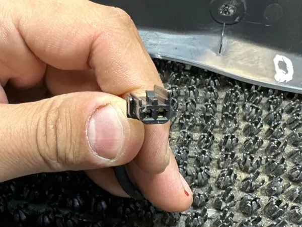 Capteur d'ouverture de hayon Côté droit Dodge Durango III 04816648AC image 3