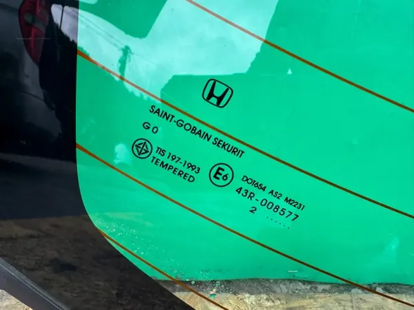 Lämmitettävä Takaikkuna OEM SZYBA TYLNIA Honda City V image 6