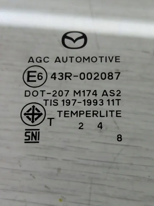 Mazda CX-3 Etuoven Las OEM E643R-002087 Käytetty image 3