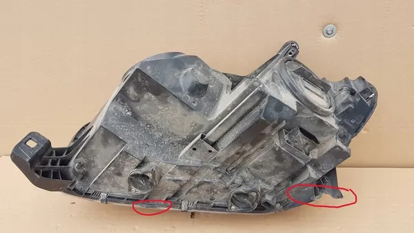 Rechter voorlamp Mercedes W166 ML 11- A1668206759 image 8