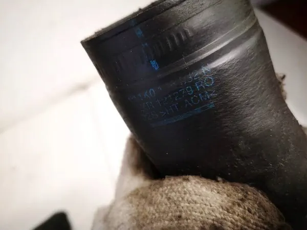 Tuyau d'intercooler Audi A3 2003 2.0L 1k0145832n image 3