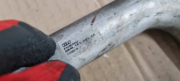 Audi S5 A5 Vattenslang 3.0 TFSI 06M121481AA image 6