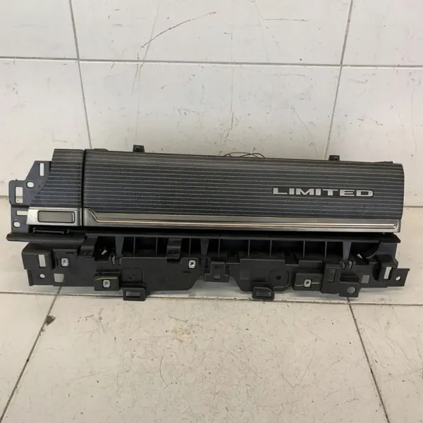Passagerarhandskfack höger OEM 4856325856325874562584526358 image 2