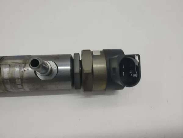 BMW 5 F10/F11 2012 Insprutningsset OEM 7809128 image 4