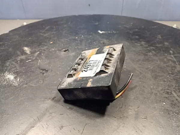 MODULE DE CONTRÔLE DE REMORQUE OPEL INSIGNIA A KOMBI 13329461 image 3