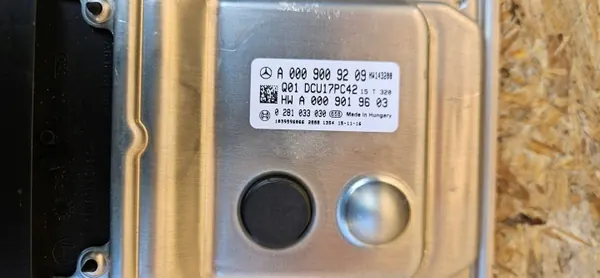 Módulo AdBlue Mercedes OEM A0009009209 - Usado image 4
