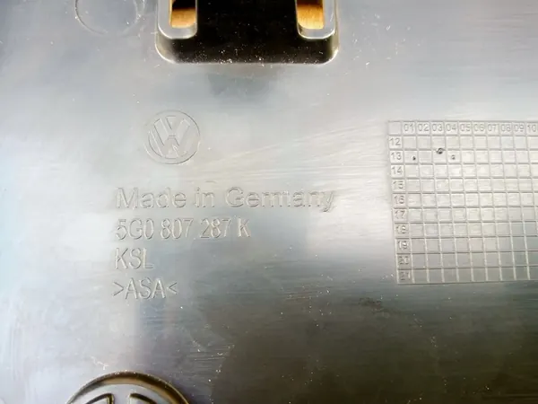 Rekisterikilven Kehys VW GOLF VII image 4