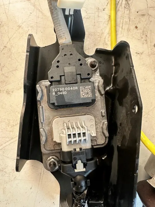Katalysaattori OEM 208A06131 Renault Traficille image 3