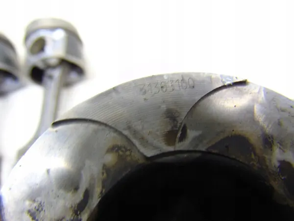 Kolben Pleuel OEM 31303100 für Volvo D5 image 9