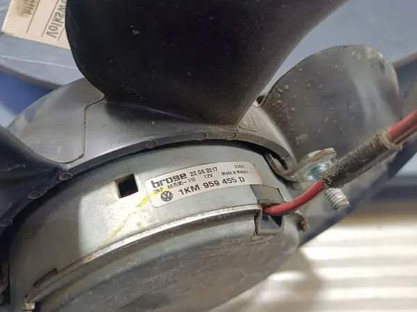 Kylarrubrik VW Jetta VI image 3