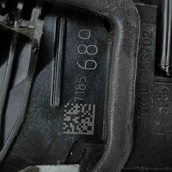 BMW Dörrlås 5 Touring (F11) OEM 7185689 image 7