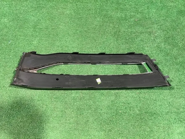 Griglia paraurti anteriore destra SKODA SUPERB III 3V0853666B image 10