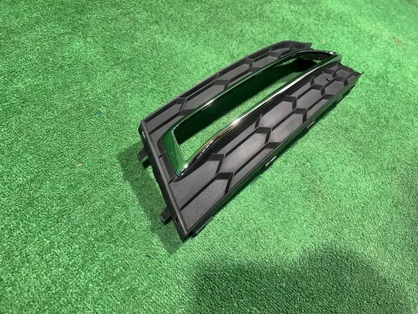 Griglia paraurti anteriore destra SKODA SUPERB III 3V0853666B image 2