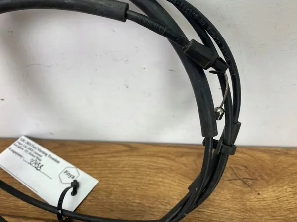 Fecho capô Ford Mustang VII OEM PR3B16B975AAPI image 9