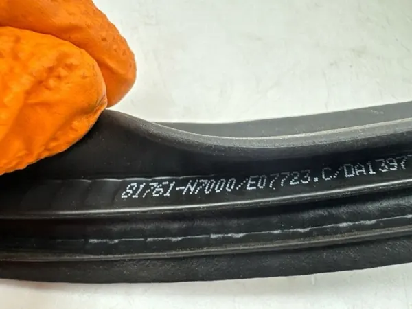 Hyundai OEM 81761-N7000 kofferbakdichting voor Tucson IV 2021 image 9